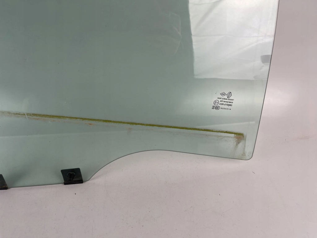 Стекло дверь задних задний  сторона правая renault arkana 43r016880 Недорого