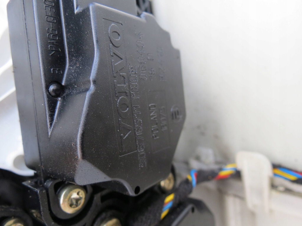 фото №12, Обігрівач комплект volvo xc70 ii cross awd 2.4d 185km 2000-2007r p30755812