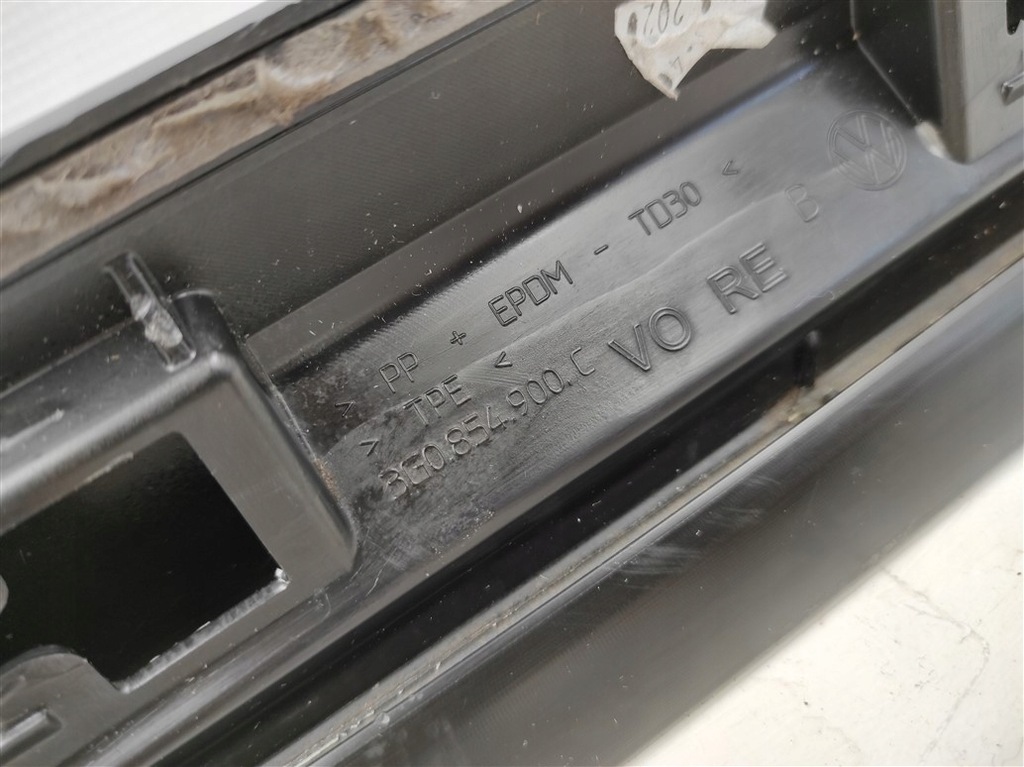 фото №7, Молдинг na поріг права перед vw passat b8 alltrack