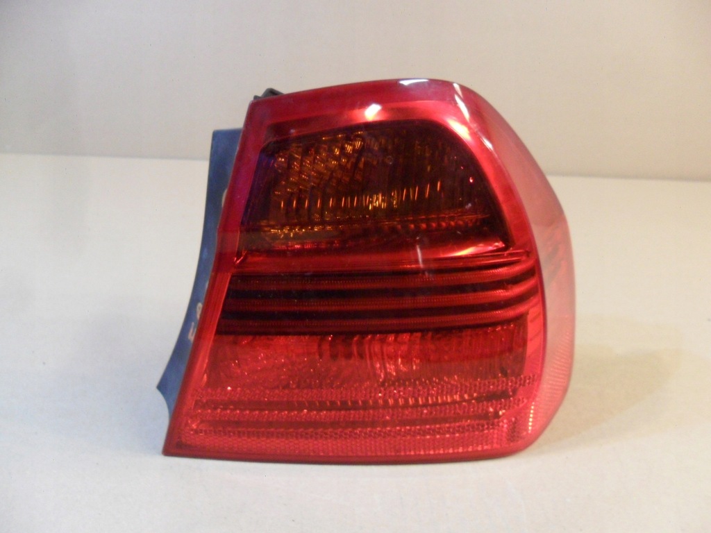 фото №1, Bmw 3 e90 sedan 6937458 led лампа права задня задня