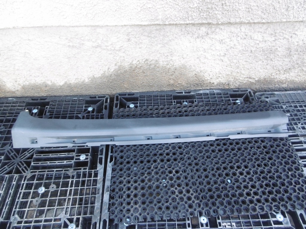 фото №1, Молдинг накладка поріг права volvo xc90