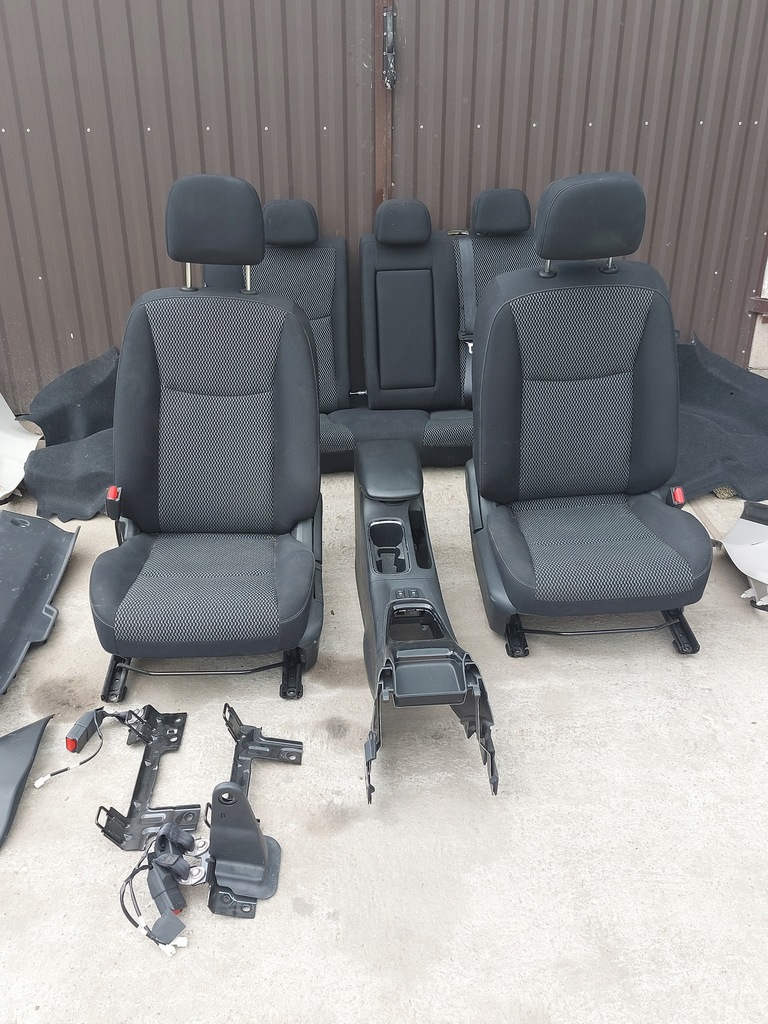 фото №1, Nissan pulsar комплект сидений обивка 16r