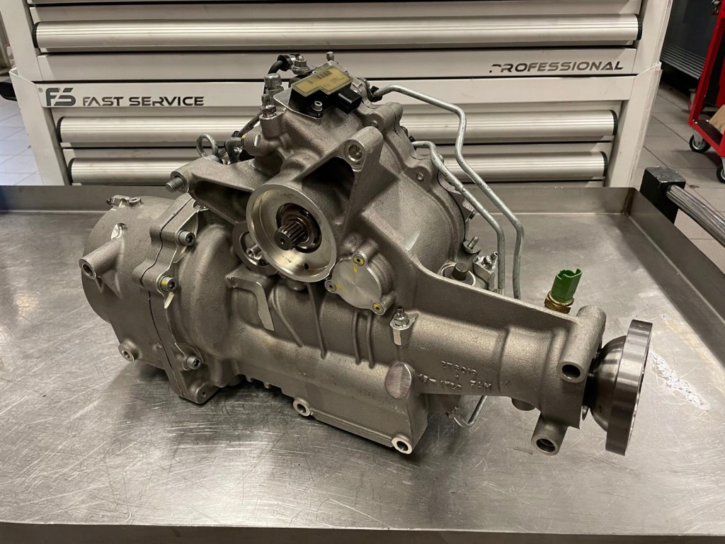 Купити Ptu power take off unit передня коробка передач передач ferrari ff gtc4 lusso