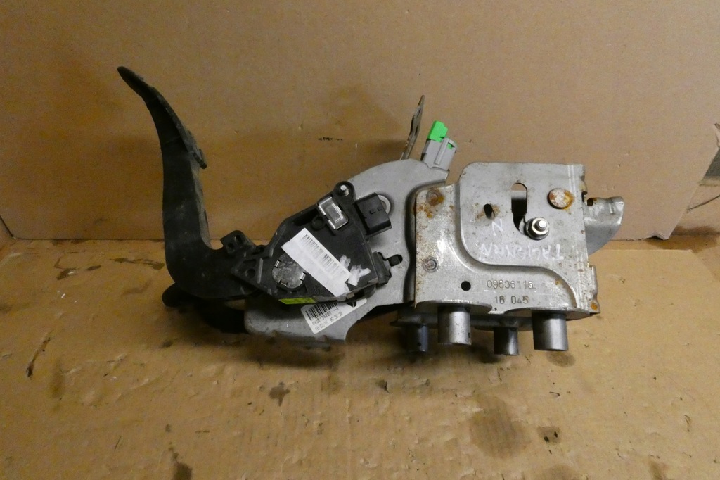 фото №7, Педаль зчеплення газу chamulca renault megane iv talisman 465038902r комплект