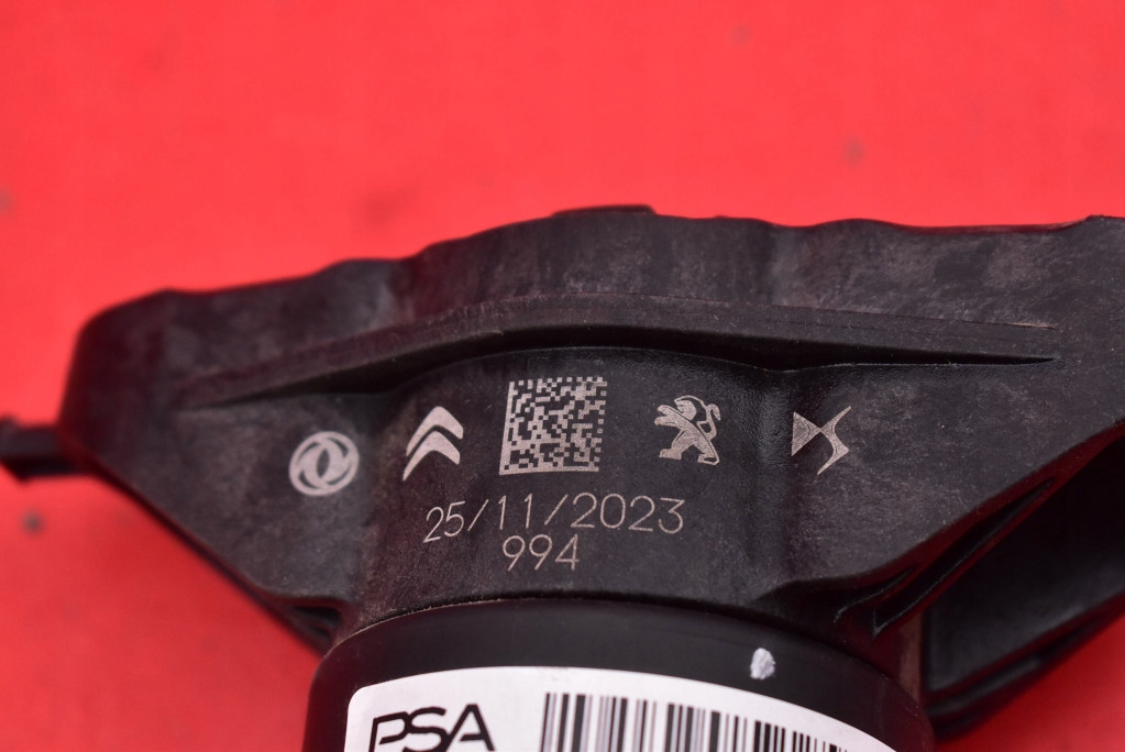 фото №8, Амортизатор правий задня 98426920800 opel mokka b 1.2 t 130 km 20-