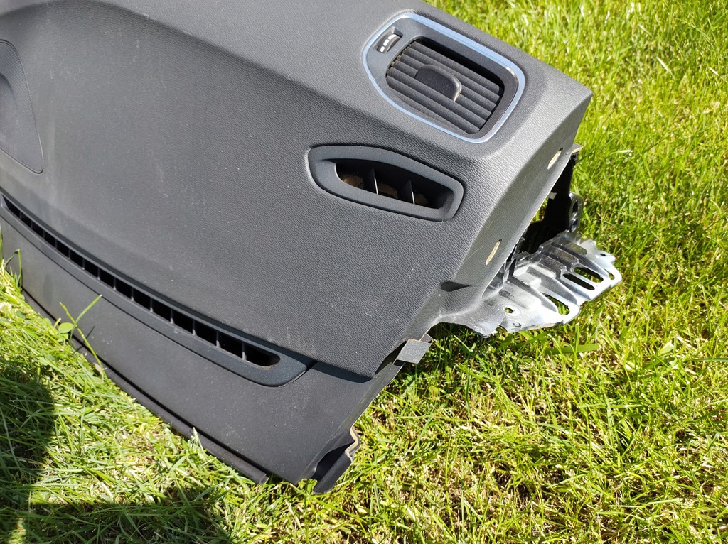 фото №13, Volvo s60 13- панель приладів консоль панель приладів uk