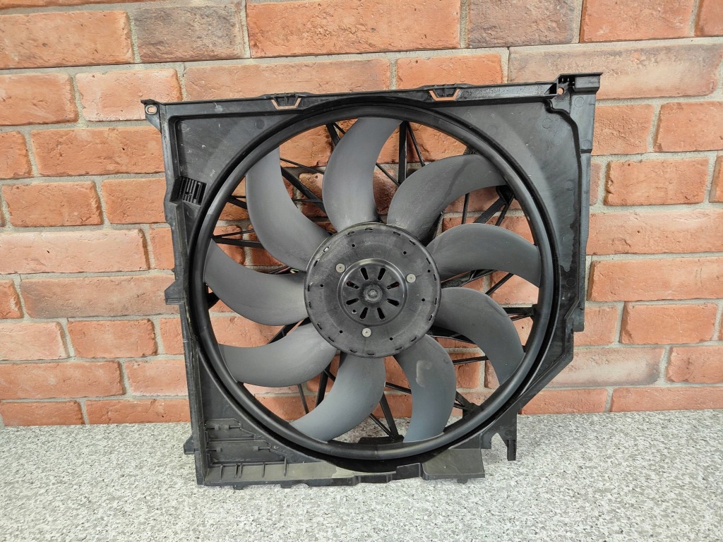 Купити Вентилятор вентилятор радіатор bmw x3 e83 3.0d 3415182 6946638 600w