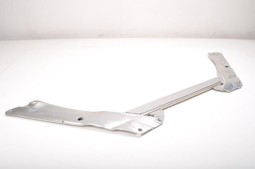 Bmw g11 g12 g14 g15 g16 g30 g31 розпірка балка кронштейн 7453800 Київ