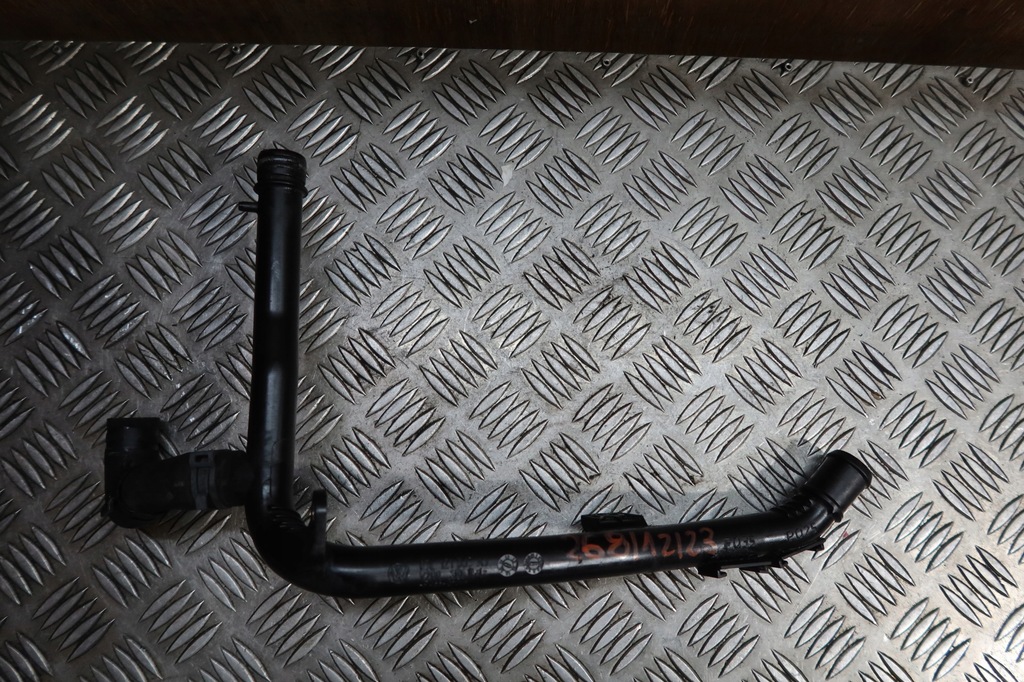 фото №1, Шланг трубка wody audi a1 8x 03l121065aj