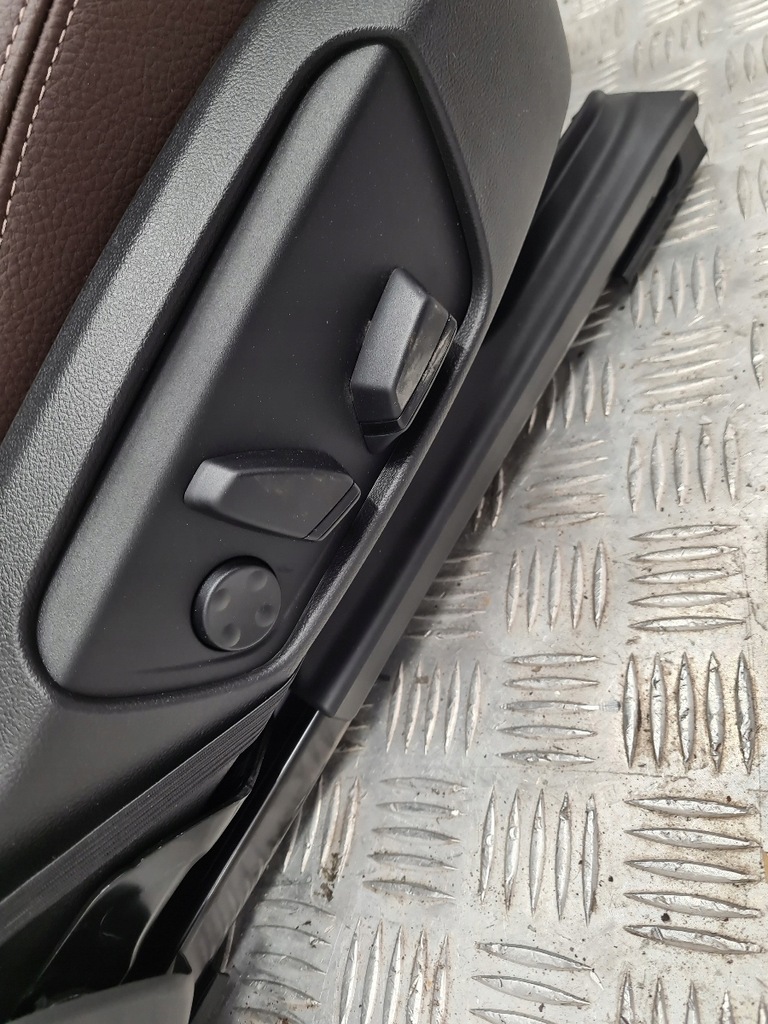 фото №5, Bmw f39 середина сидіння заднє сидіння тунель обшивки оббивка