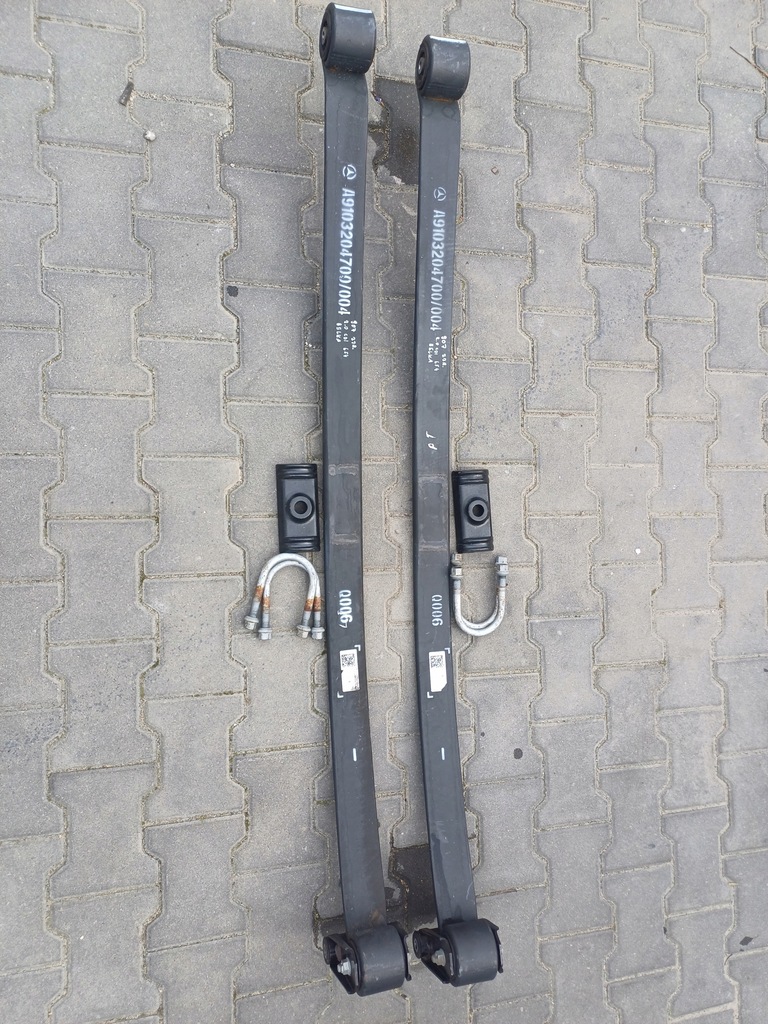 фото №1, Sprinter 910 2.0cdi ресора задня задній щітка балка 22r