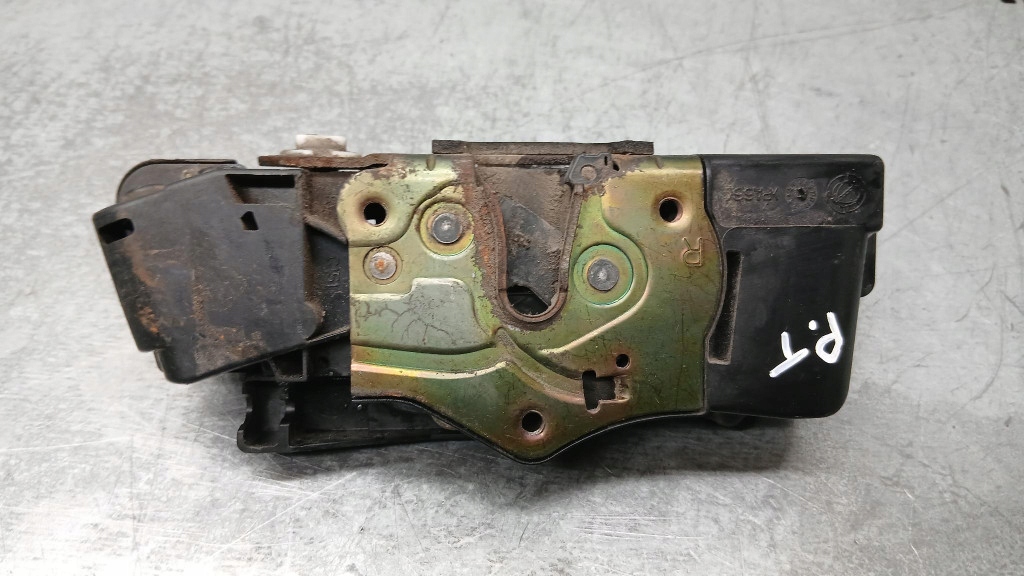 фото №1, Замок правый задняя fiat stilo i 1.8b 01-10r kombi