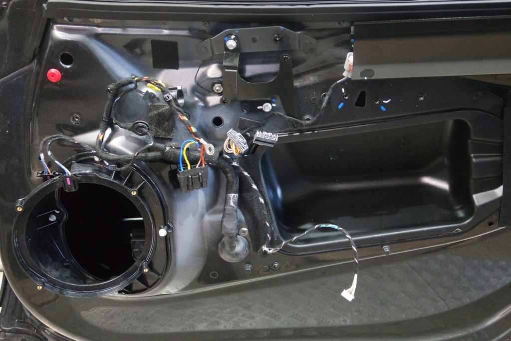 фото №6, Двері праве колір mclaren 570 570s