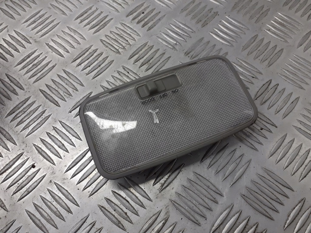 фото №1, Освещение кабины задняя toyota yaris ii 1.3 vvti