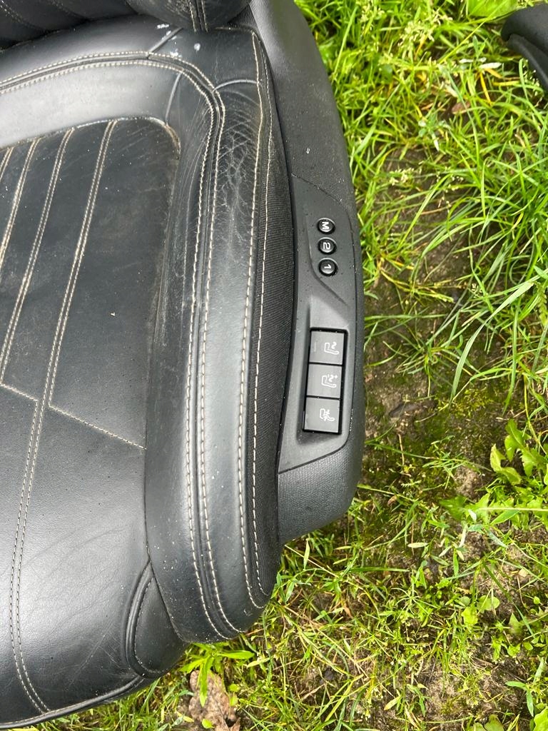 фото №7, Peugeot 308 ii t9 hb комплект сидений