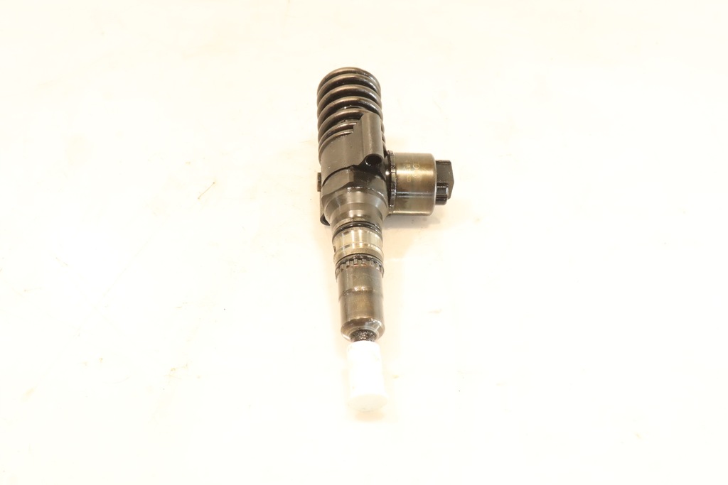 фото №1, Насос-форсунки насос-форсунка audi a3 8p 2.0tdi