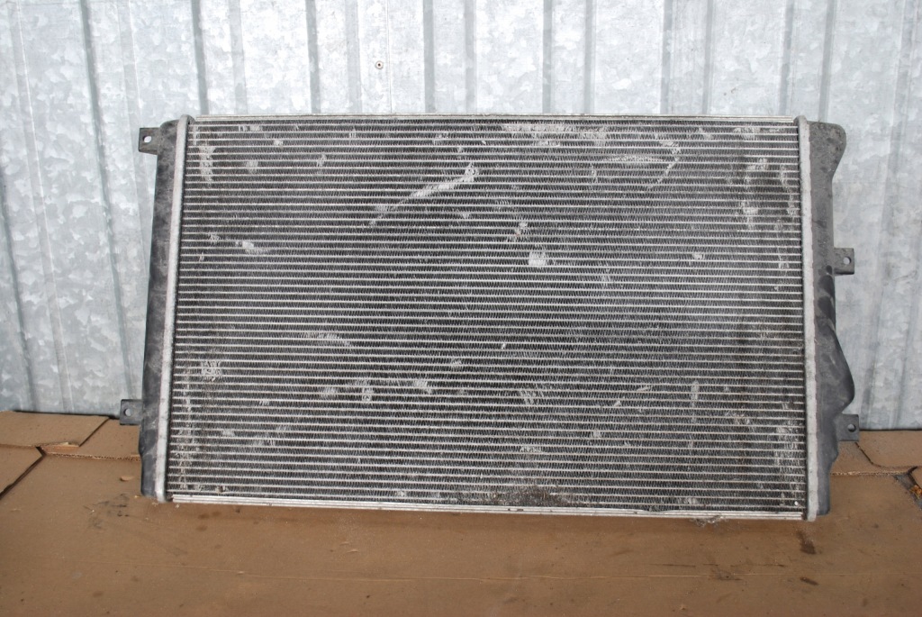 Радиатор воды vw golf v 1.9 tdi 1k0121253h Цена