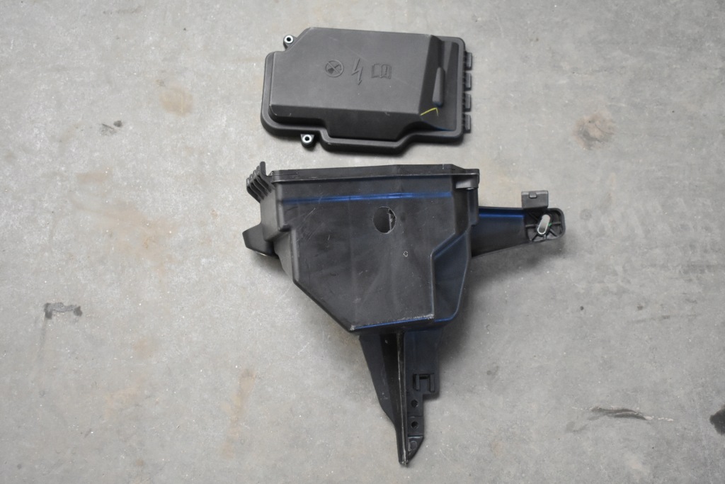 фото №1, Idealna корпус коробка предохранителей mercedes w167 x167 1