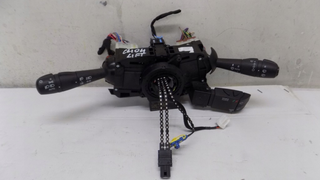 фото №1, Переключатели лента renault clio iv lift 479452659r