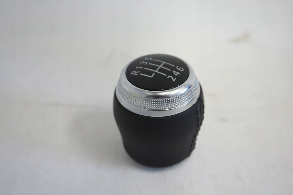 фото №10, Чехол передач ручка dacia duster ii 4x4 1.5dci