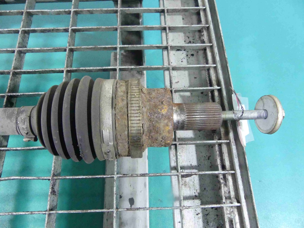 фото №2, Привідний вал права задня volvo xc60 i 10r 2.4 d5