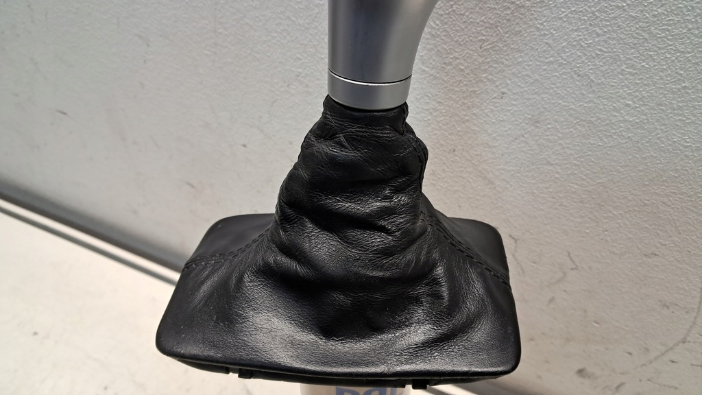 фото №16, Mercedes c klasa w204 ручка чохол рамка домкрата перемикання передач