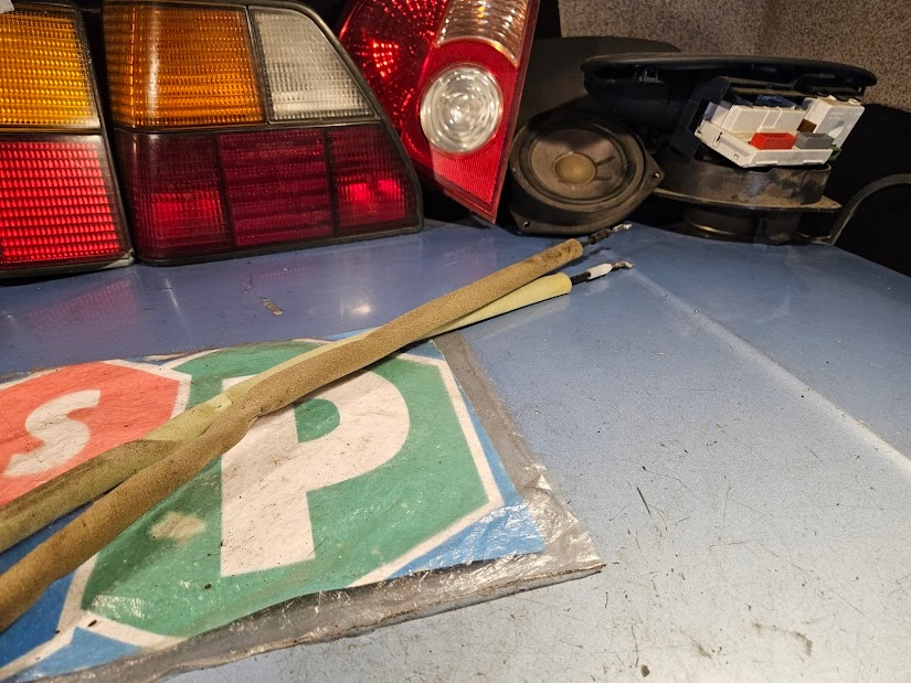 фото №5, Правий задня задній замок двері mazda 2 ii s.t.u. 7k12 b0526 d651 g170