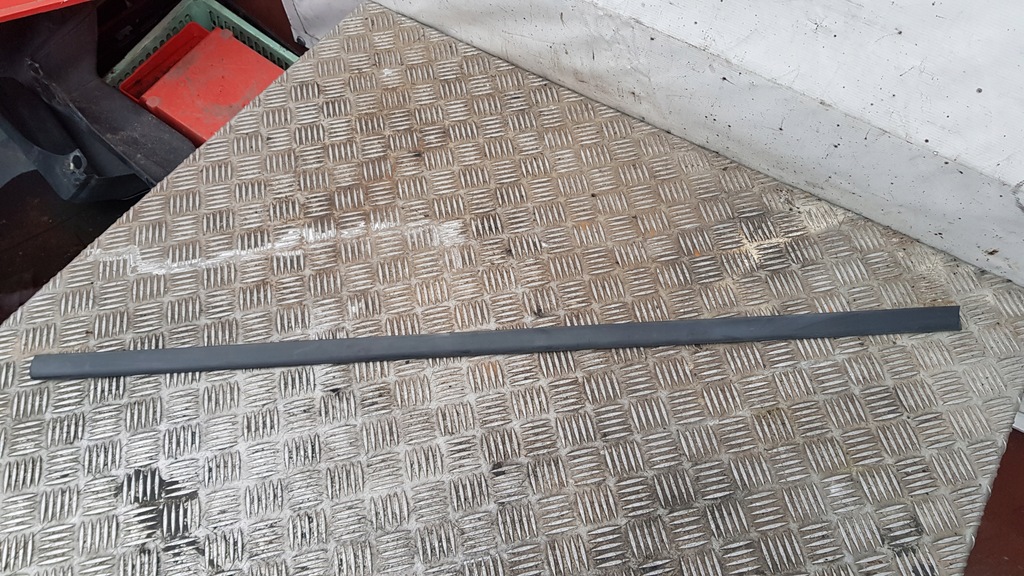 фото №2, Bmw e39 молдинг дверь левый перед