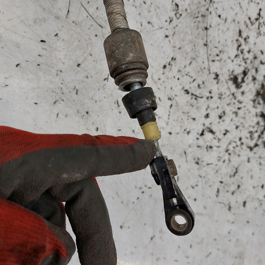 фото №10, Volkswagen passat b6 2,0d домкрат выборщик передач 3c1713025h