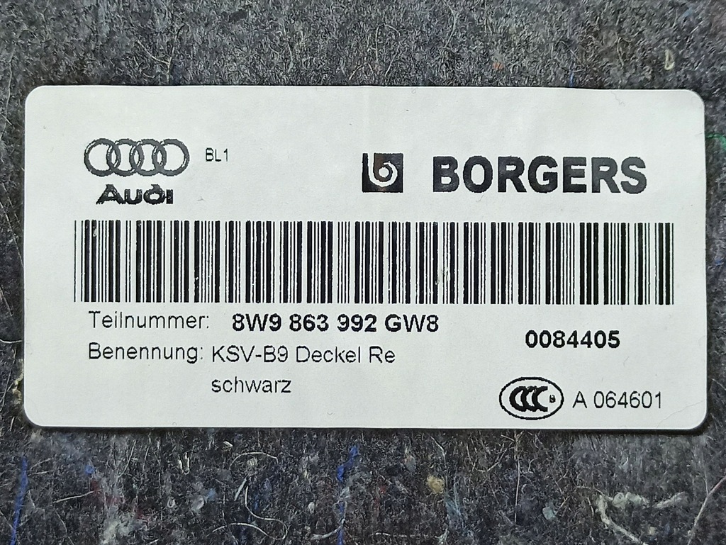 фото №8, Audi a4 s4 b9 8w 2020 права сторона обшивка / обшивки багажника 8w9863992g