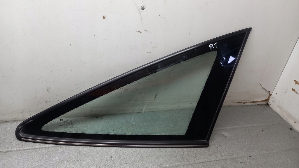 фото №1, Стекло кузовная правый задняя opel vectra b 2.0d 98r hb