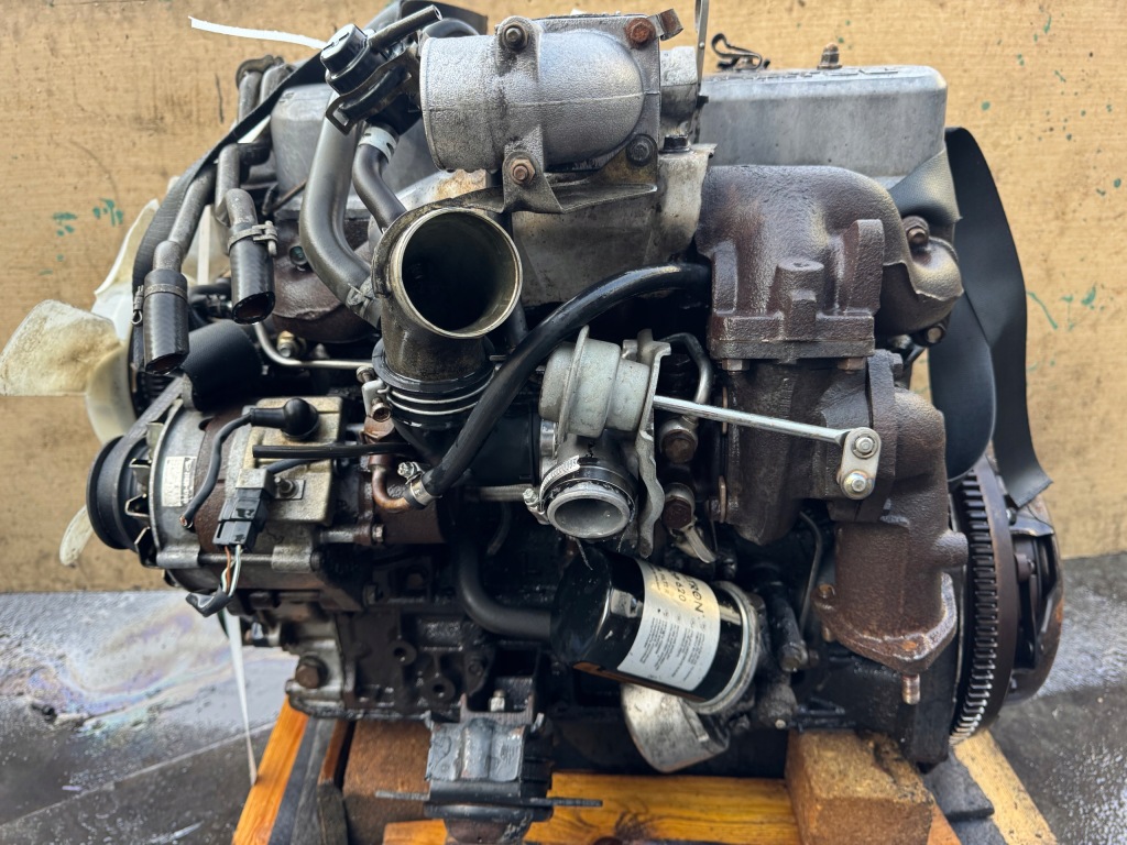 фото №1, Двигатель kompletny daihatsu rocky 2.8 td dl52 проверенный 102km niski пробег