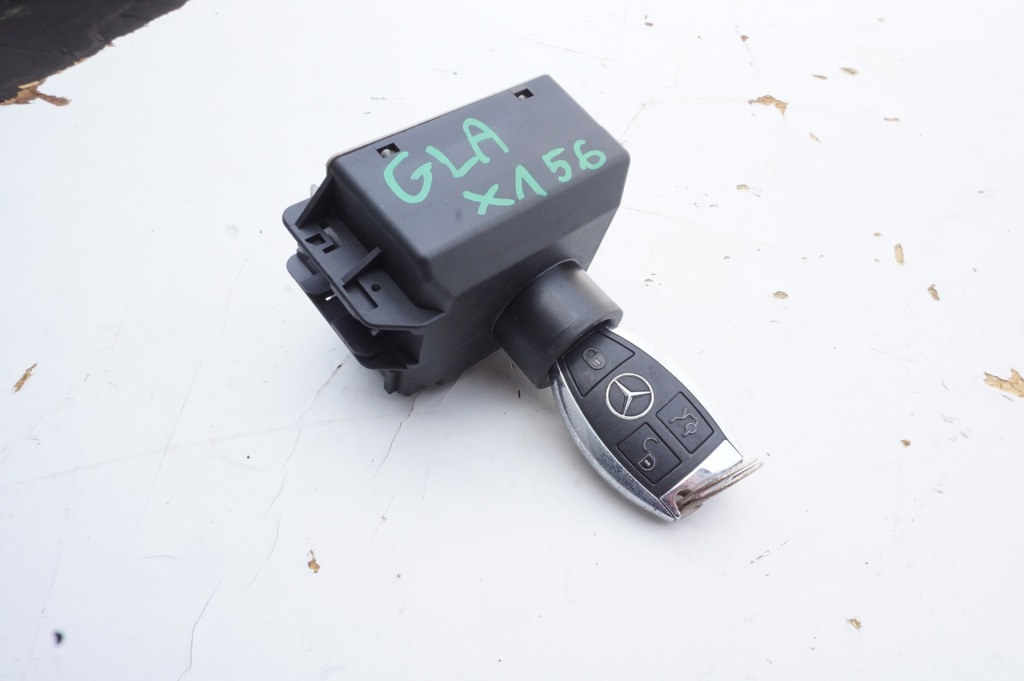 фото №1, Замок зажигания a2469054702 mercedes gla x156