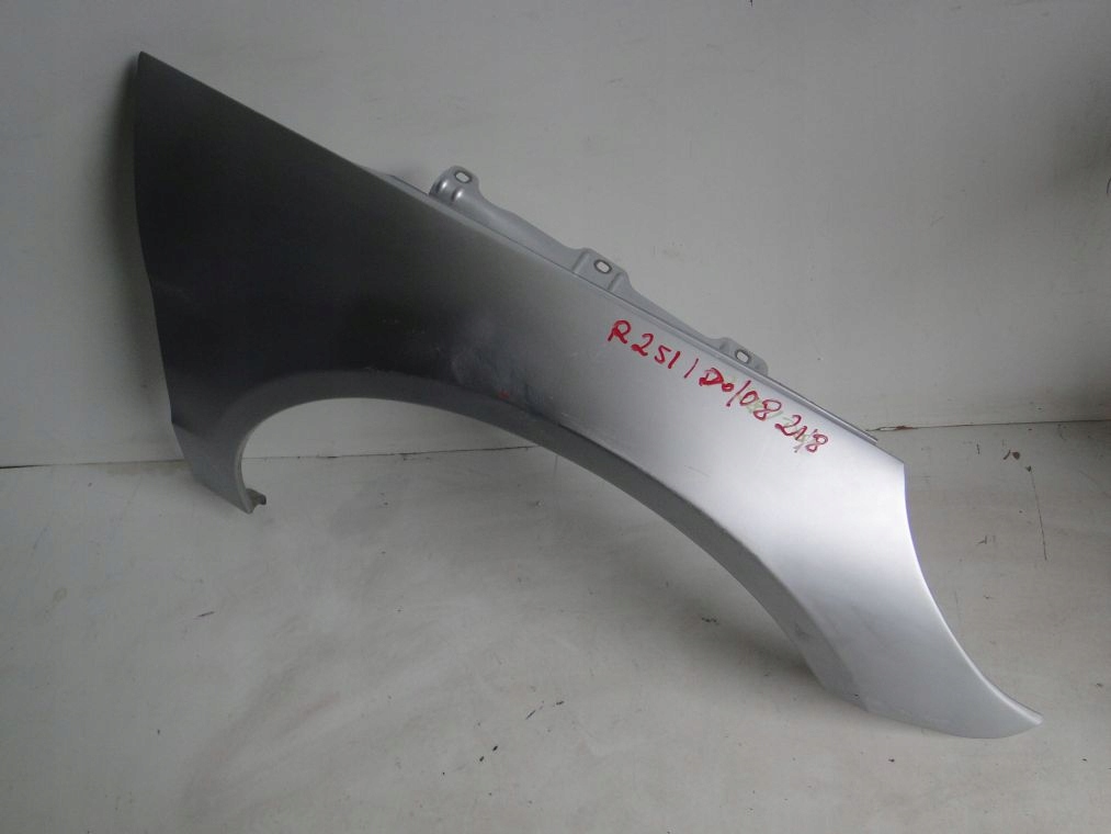 фото №2, Mercedes r klasa w251 крила передній правий 251