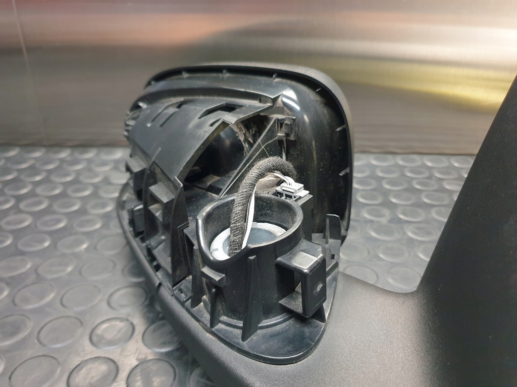 фото №10, Volvo s60 i v70 ii зеркало правое 8 pin lift nr оригинальный номер 30716585