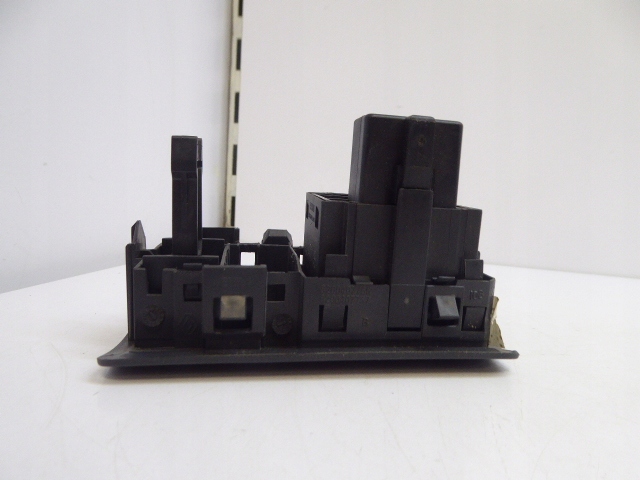 фото №8, Renault clio iii регулировка кнопка света