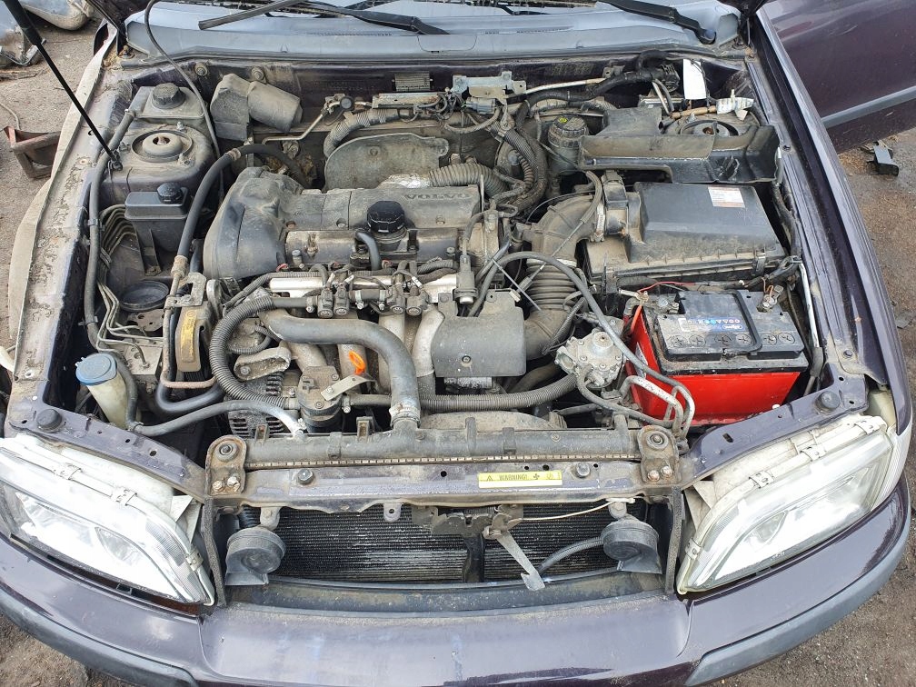 фото №9, Балка pod двигатель volvo v40 01 kombi 1.8 2.0 идеальное состояние!