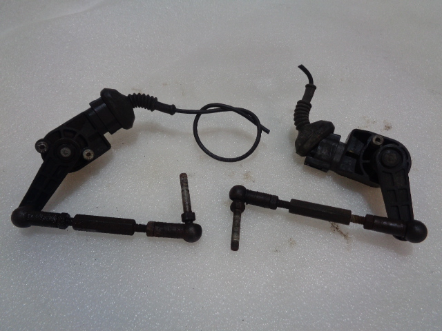 фото №11, Датчик pozomowania ксенон правый перед vw phaeton 4e0907503c