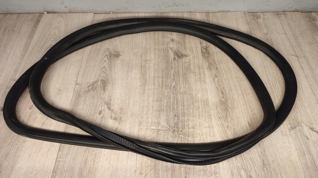 фото №1, Opel adam прокладка дверь 13412820