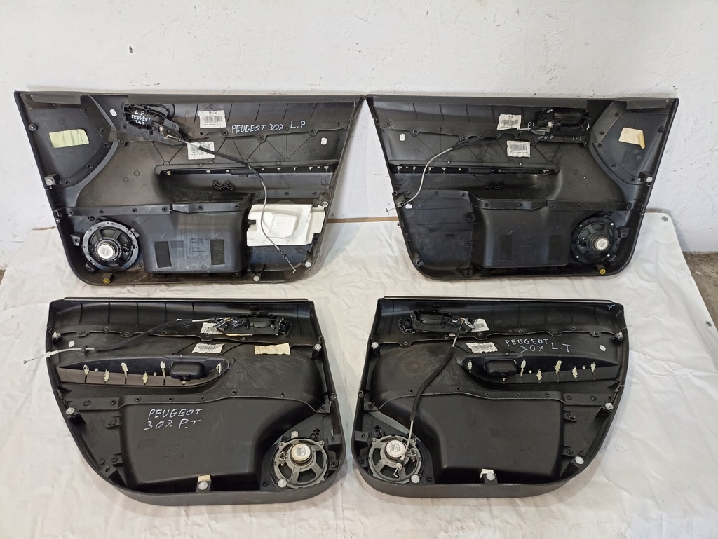 фото №6, Обшивки дверь комплект peugeot 307 2006 europa