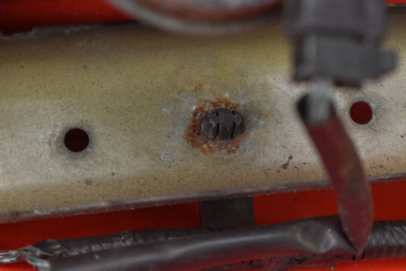 фото №15, Pas передний усилитель suzuki grand vitara 2 ii 05-14