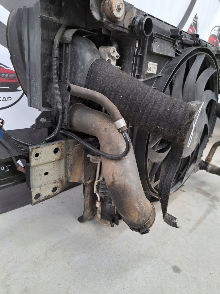 Ремень передний радиатор перед mercedes x-klasa w470 в Украине