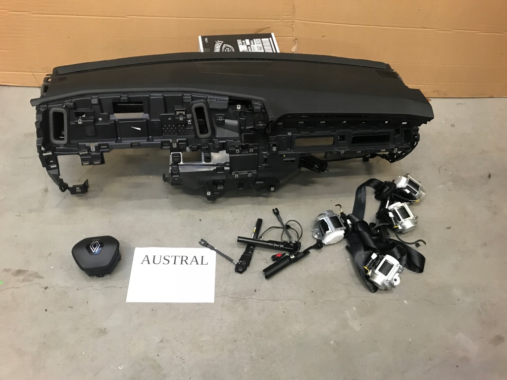 фото №1, Renault austral консоль приборная панель ремни подушка безопасности 2022