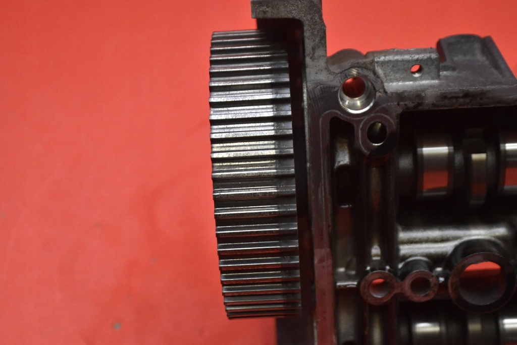 Крышка клапанов корпус валы 55565668 opel insignia a 2.0 cdti 130km 08-14 Недорого