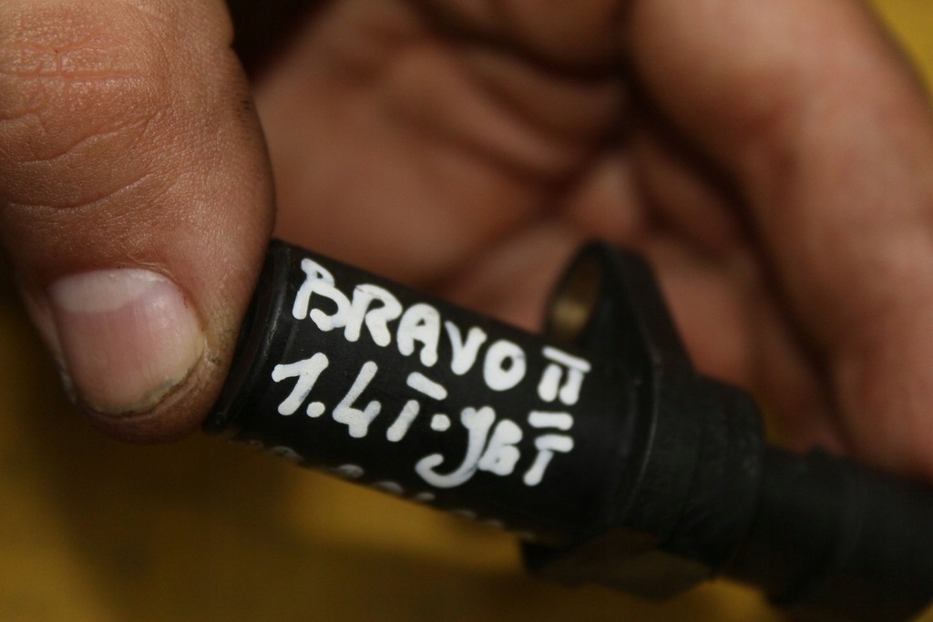 фото №8, Датчик вала 0281210238 bravo ii 198a4000 1.4t-jet