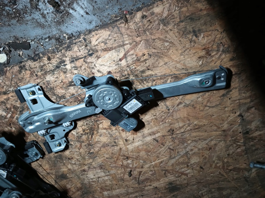 фото №1, Opel mokka подъемник механизм моторчик стекло левый задняя