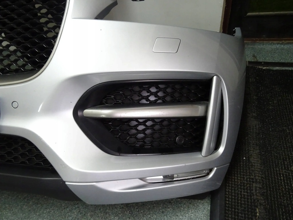 фото №8, Jaguar f-pace x761 бампер передній r-sport pod радар