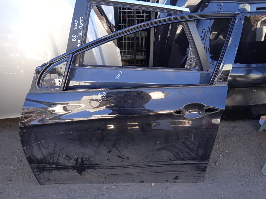 фото №1, Hyundai i40 двері передні ліва