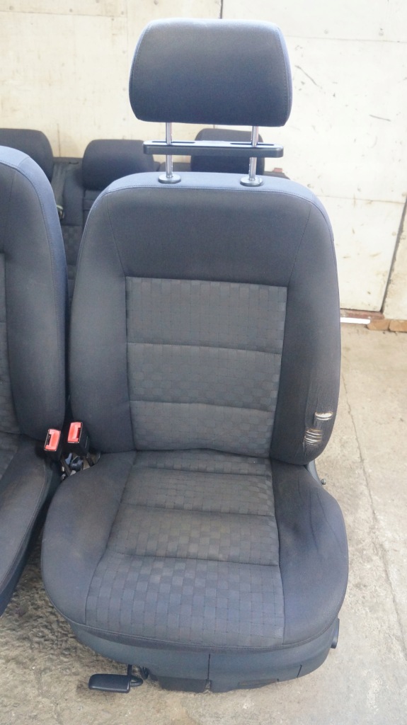 фото №9, Audi a6 c5 комплект сидений заднее сиденье kombi подушка безопасности