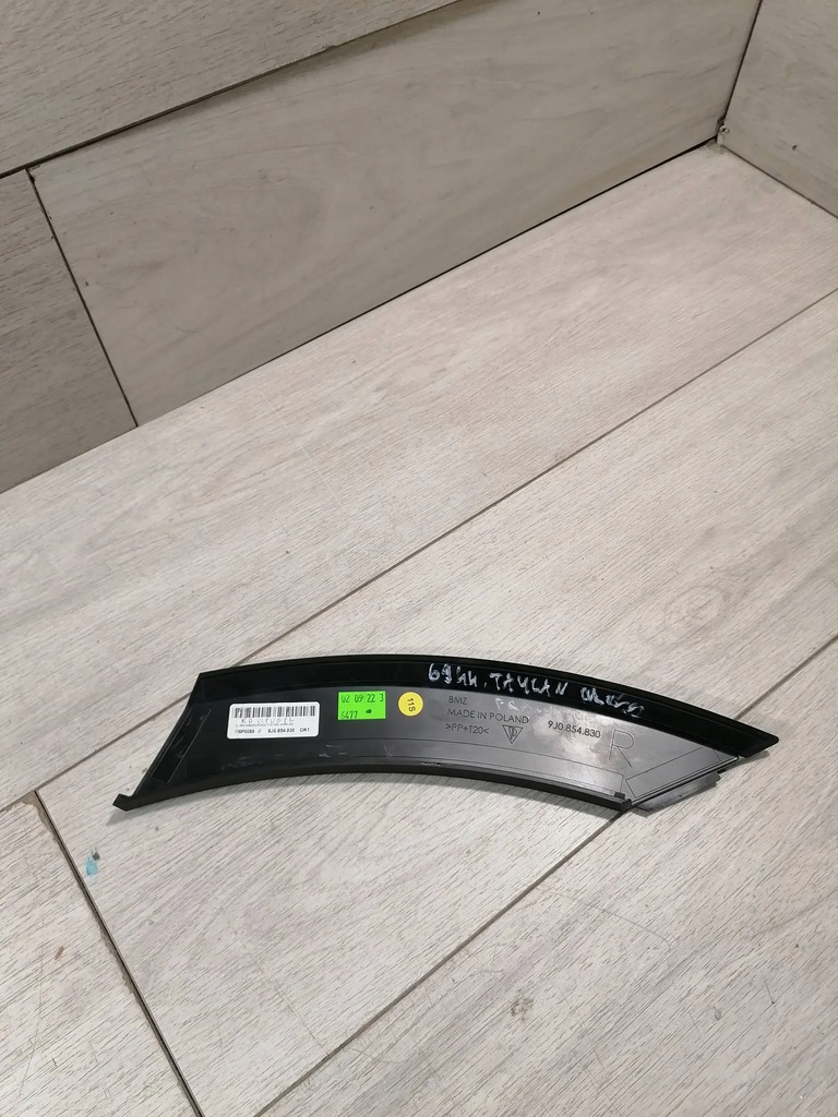 фото №5, Taycan cross молдинг крила правий задня 9j0854830